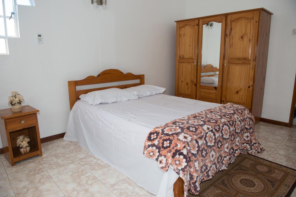 Villa Blue Marlin Iris Blue Bay Esterno foto