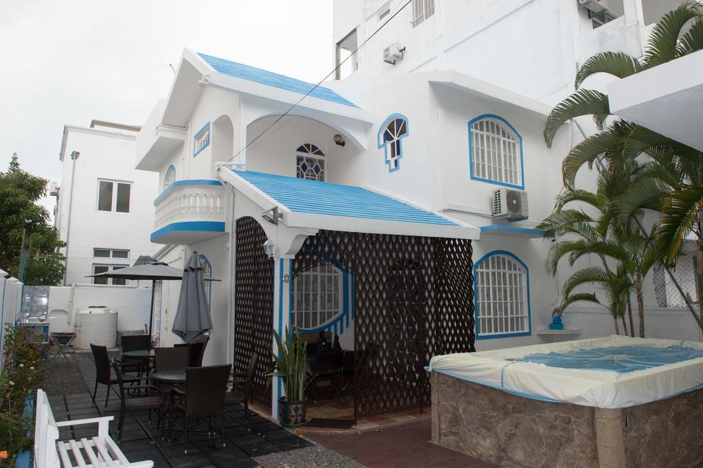 Villa Blue Marlin Iris Blue Bay Esterno foto