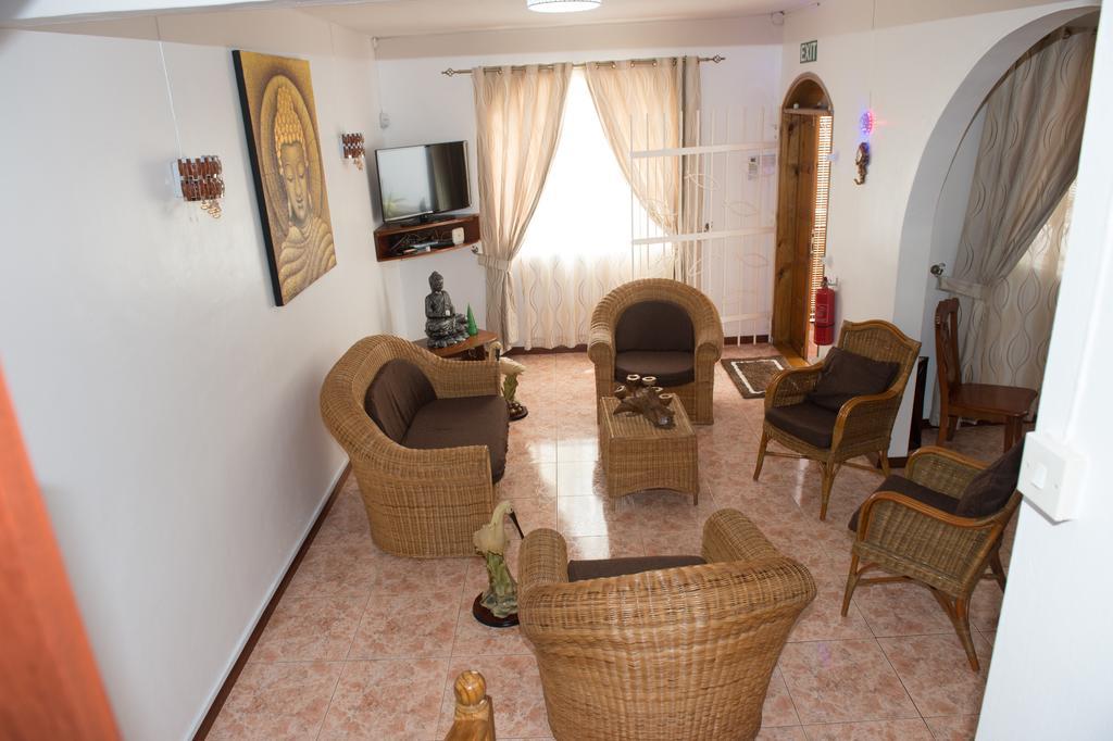 Villa Blue Marlin Iris Blue Bay Esterno foto